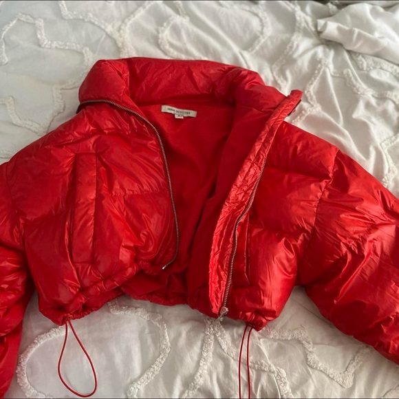 Urban Outfitters Cropped Red Puffer Jacket - Picture 2 of 7
